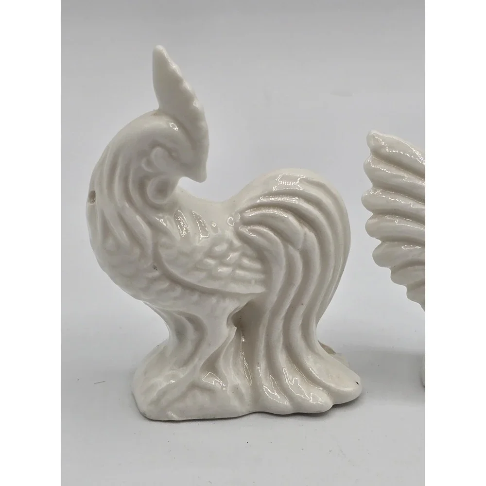 Vintage Bone China Rooster Chicken Salt‎ & Pepper Shaker Set Tabletop Farmhouse